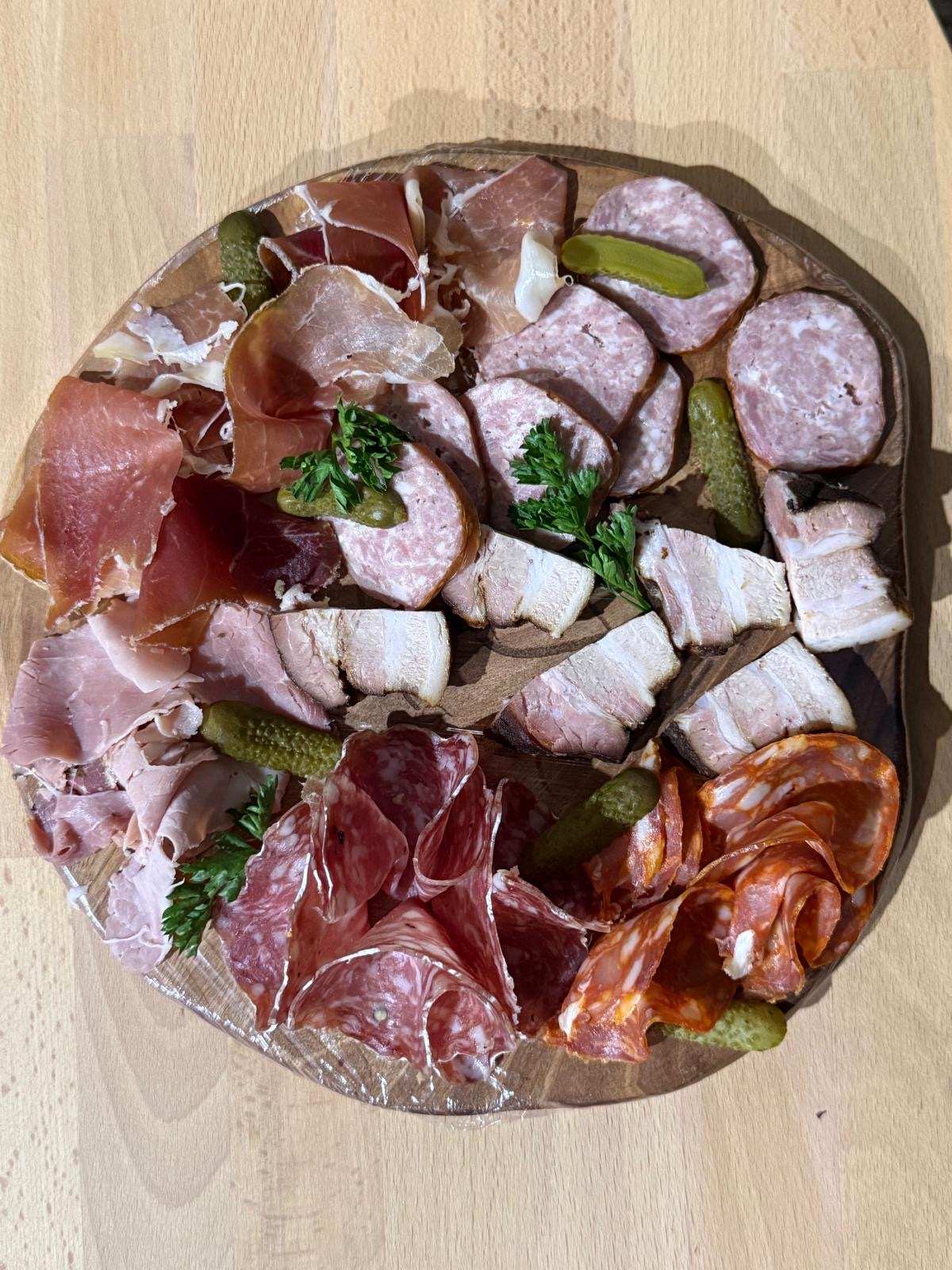 Planche de charcuterie – 2 personnes